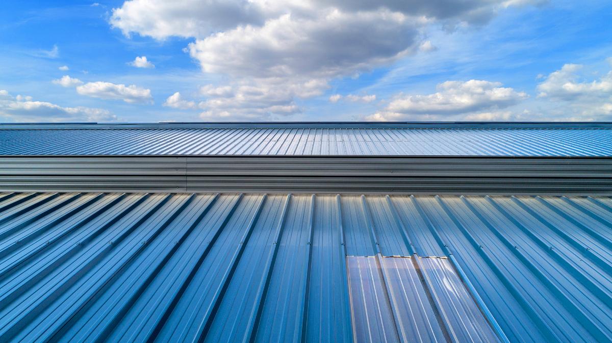 Tôles bac acier - Solutions robustes pour bâtiments industriels et agricoles